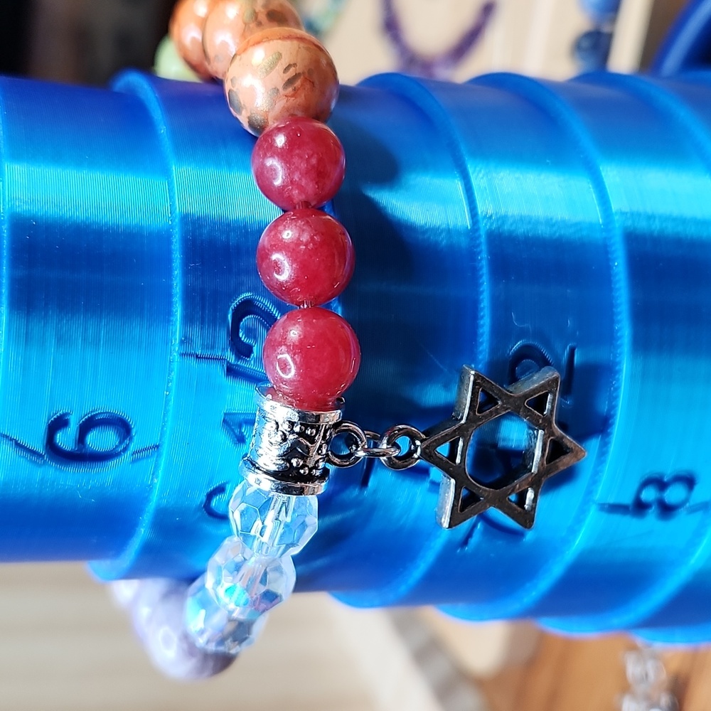 NWT Stunning Chakra Gemstone with Charm Stretch Bracelet - Picture 3 of 3